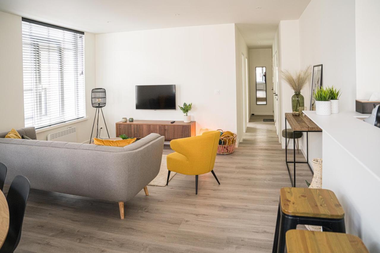 Etage 2 - Appartement In Centrum, 300M Van Zee En Gratis Parking ออสเทนด์ ภายนอก รูปภาพ
